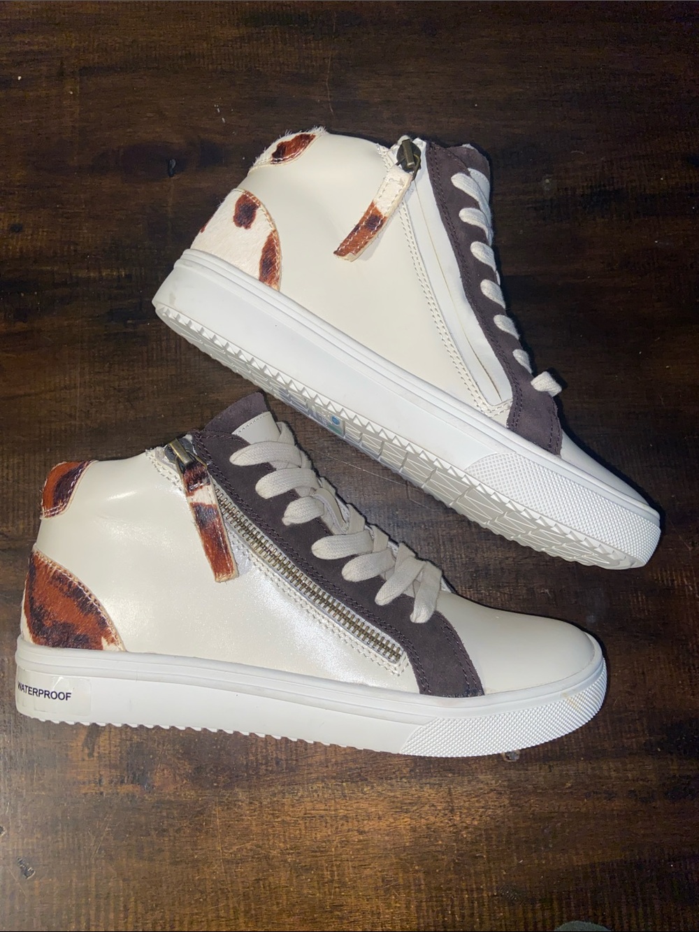 Aqua Women's Guliette Lace Up Zip calf hair Sneakers waterproof size 7